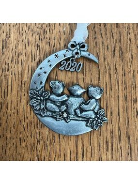 GLORIA DUCHIN Christmas Ornament 2020 Three Bears Pewter Tone Metal Made USA